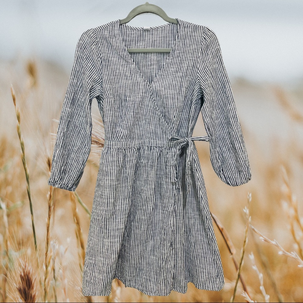Old Navy Wrap Dress Mini Striped